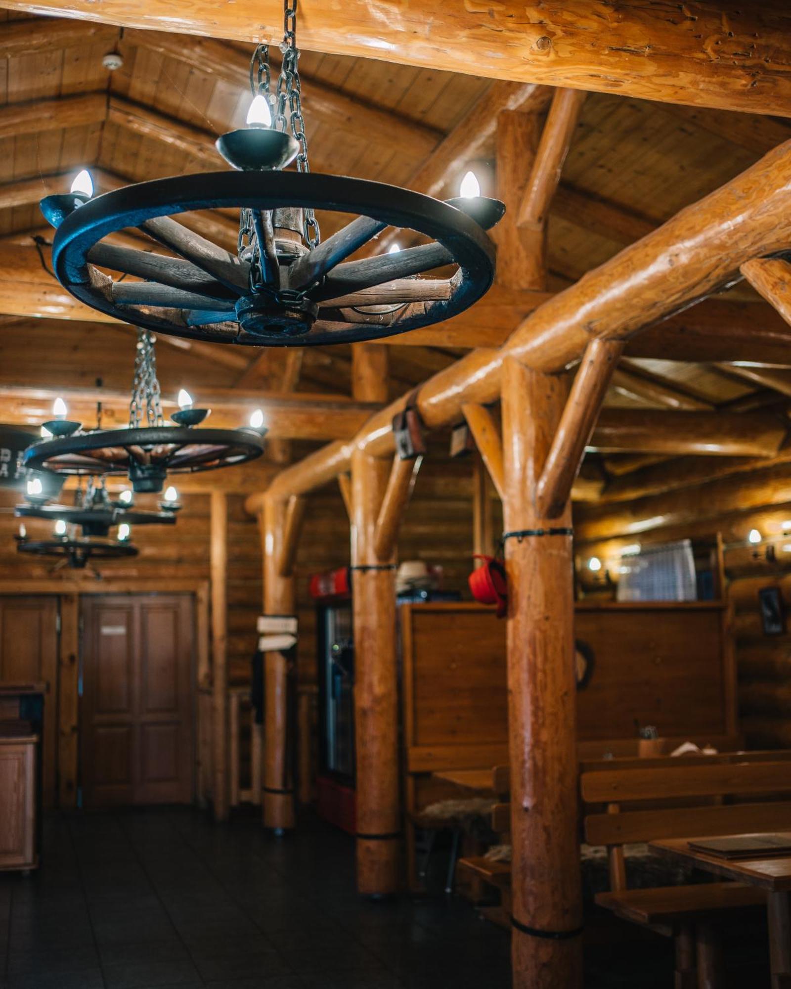 Gasthaus Ranc Pod Ostrou Skalou Stratená Exterior foto